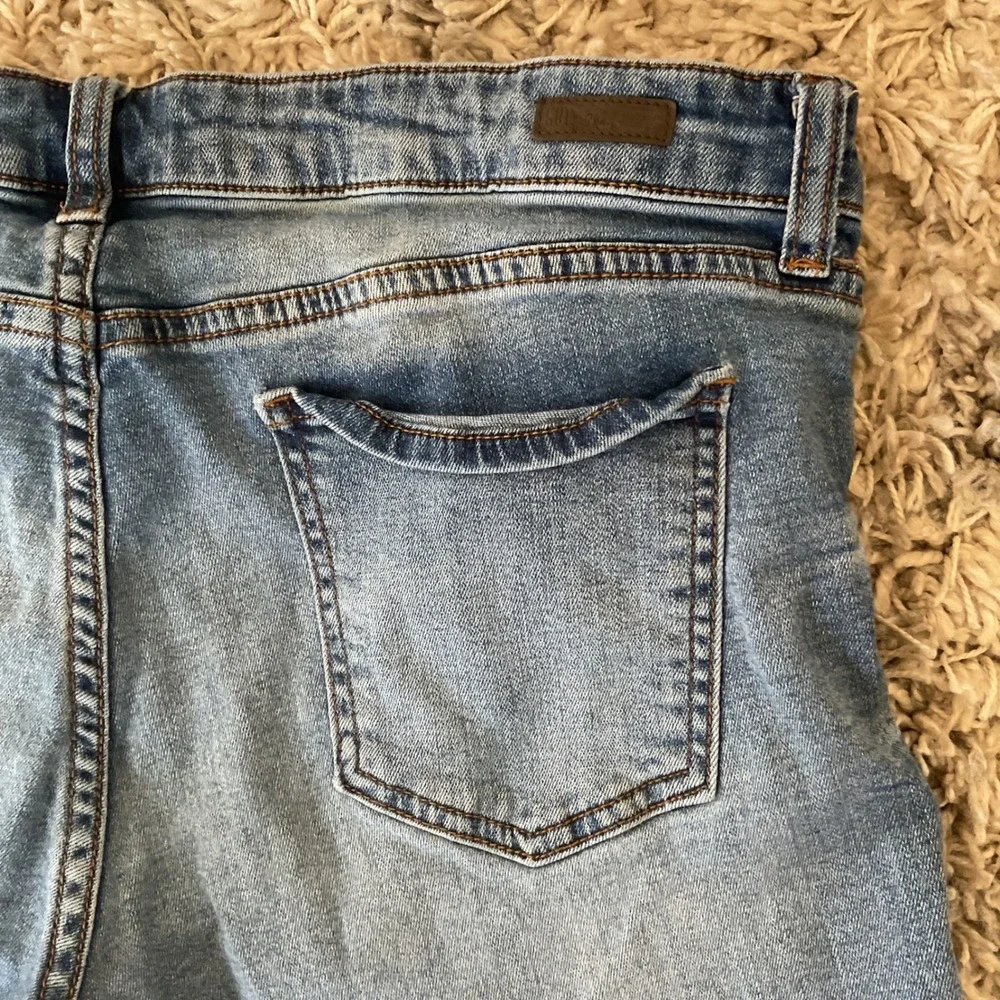 Kut from the Kloth Catherine Boyfriend Shorts Medium‎ Wash Blue Denim Size 12